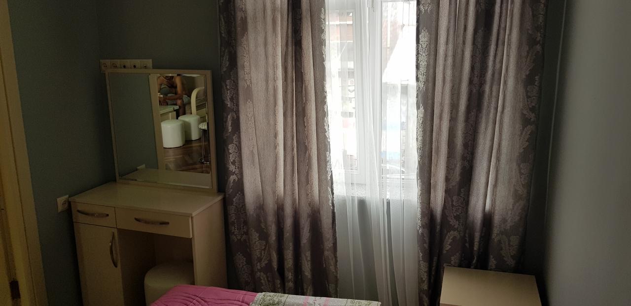 Apartament Shushana Батуми Екстериор снимка