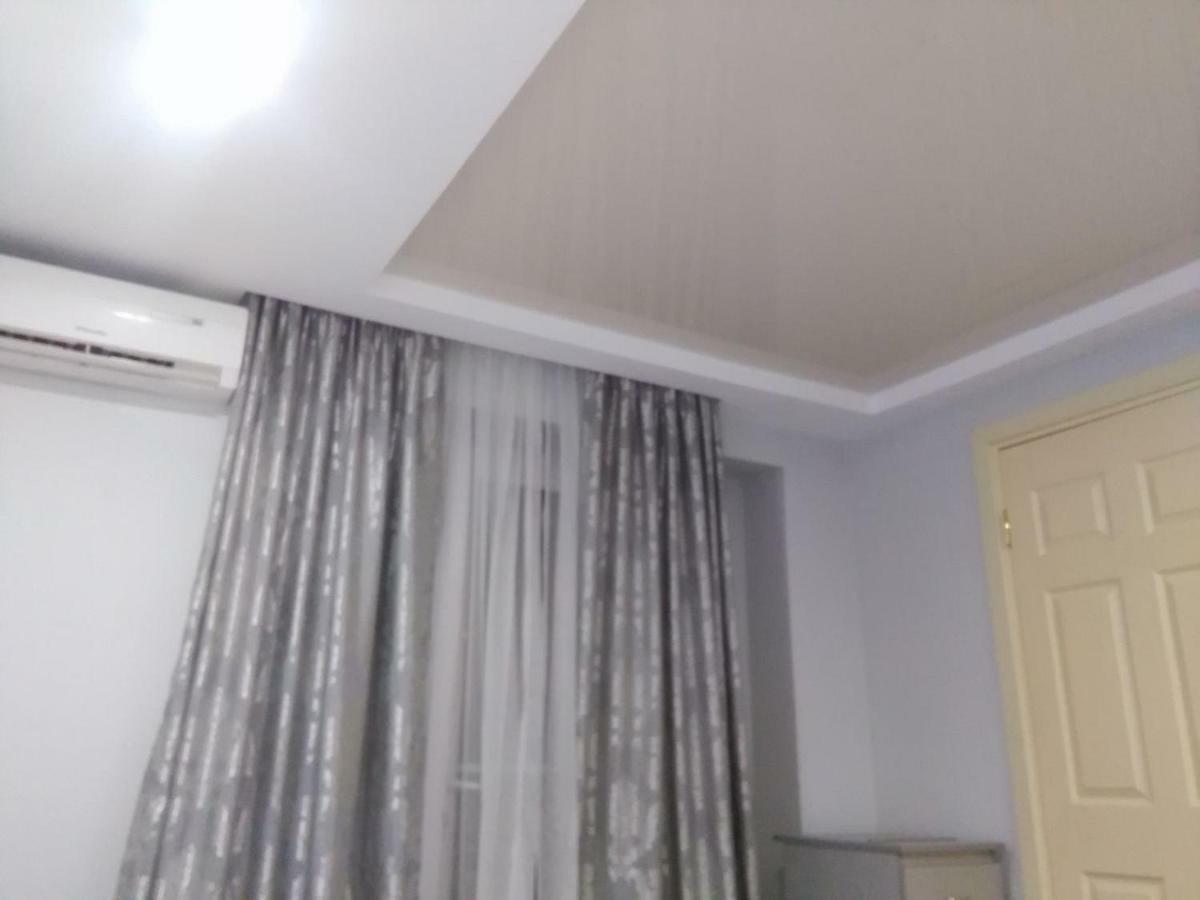 Apartament Shushana Батуми Екстериор снимка